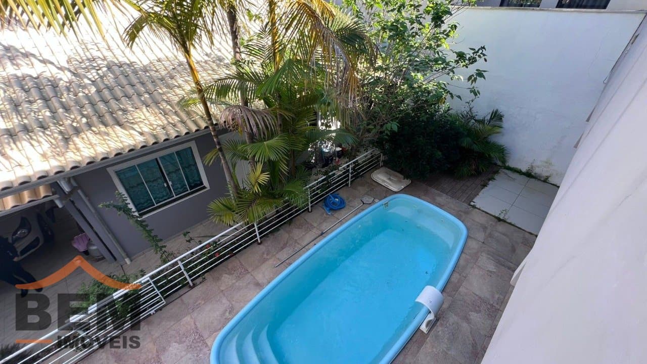 Casa para Venda com 5 quartos e 325m² no bairro Ressacada, em Itajaí