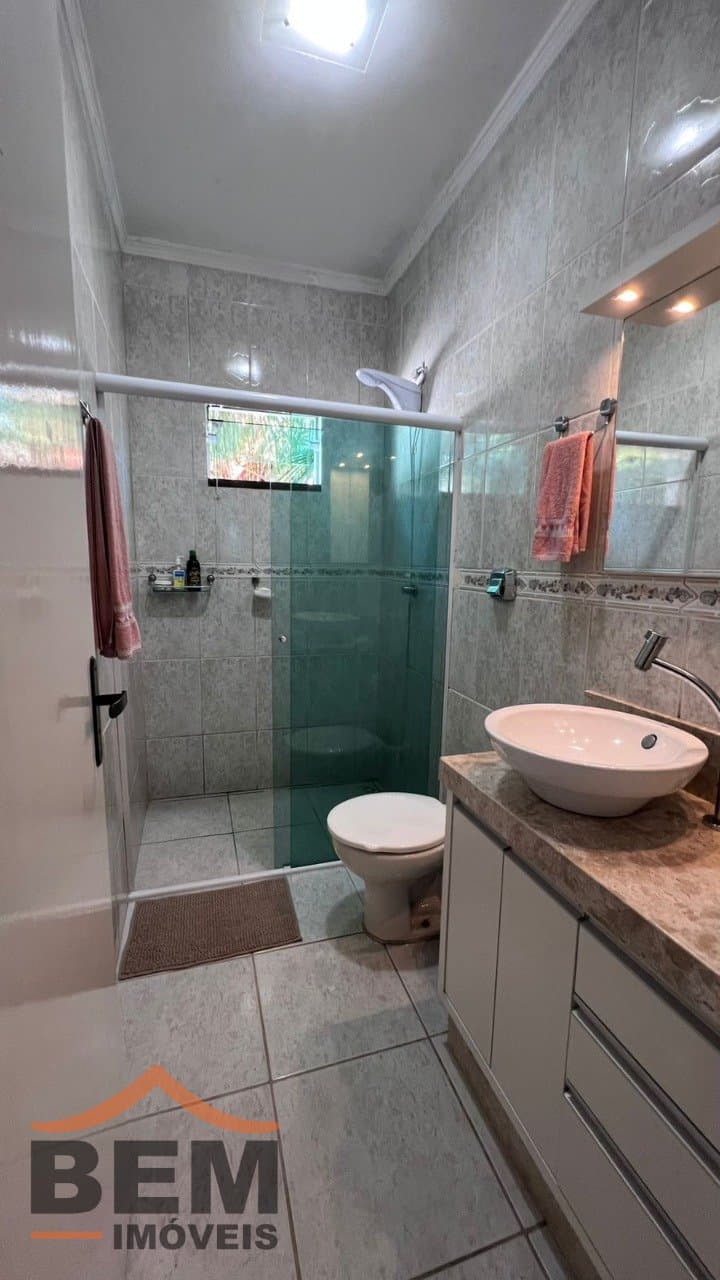 Casa para Venda com 5 quartos e 325m² no bairro Ressacada, em Itajaí