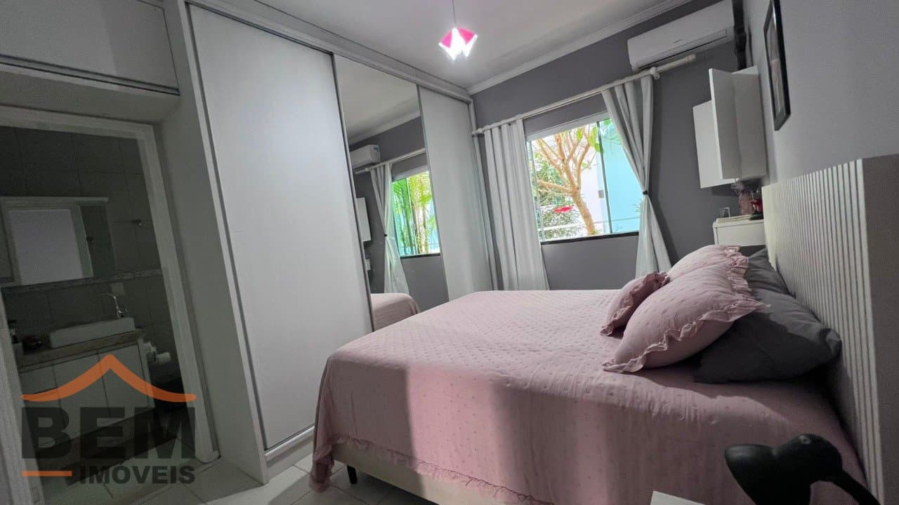 Casa para Venda com 5 quartos e 325m² no bairro Ressacada, em Itajaí