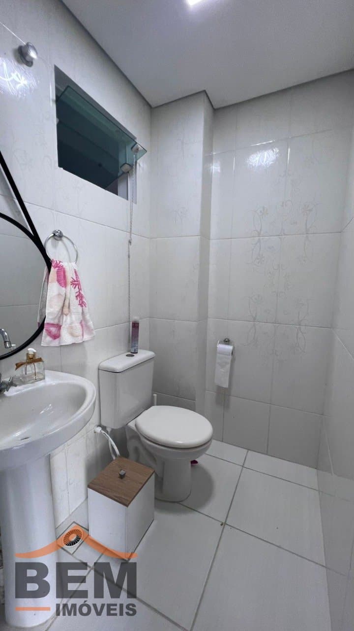 Casa para Venda com 5 quartos e 325m² no bairro Ressacada, em Itajaí