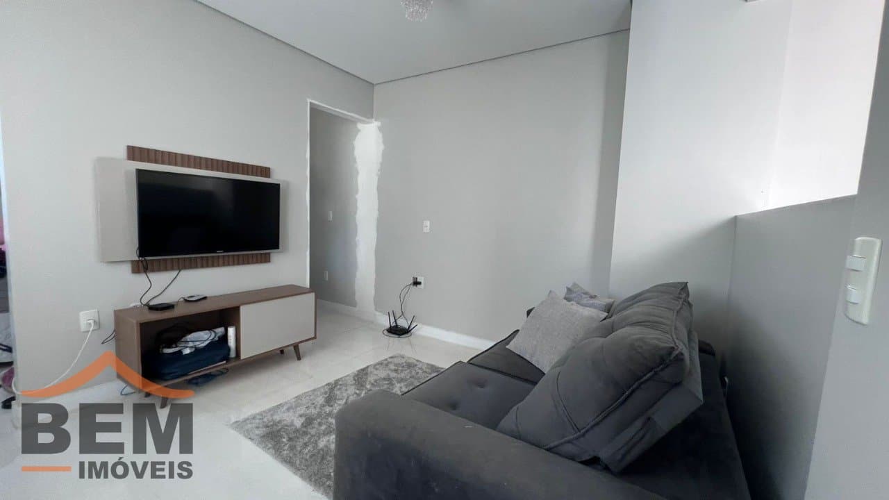 Casa para Venda com 5 quartos e 325m² no bairro Ressacada, em Itajaí