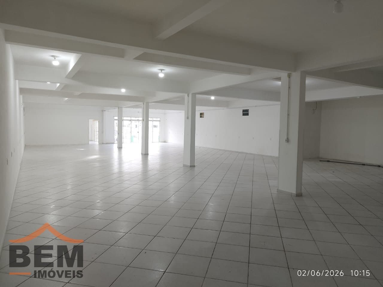 Sala Comercial para Locação com 380m² no bairro São Vicente, em Itajaí: 06 - INTERNO