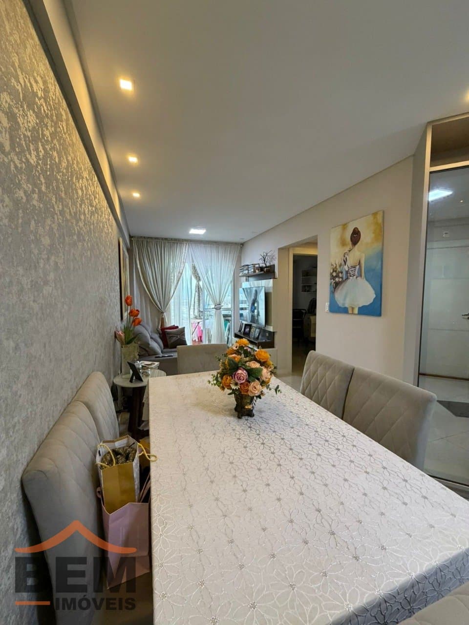 Apartamento para Venda com 2 quartos e 70m² no bairro Cordeiros, em Itajaí