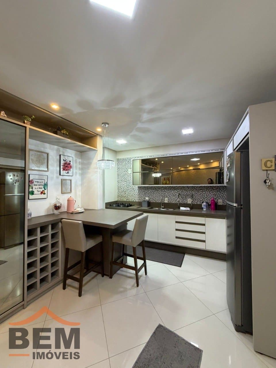 Apartamento para Venda com 2 quartos e 70m² no bairro Cordeiros, em Itajaí