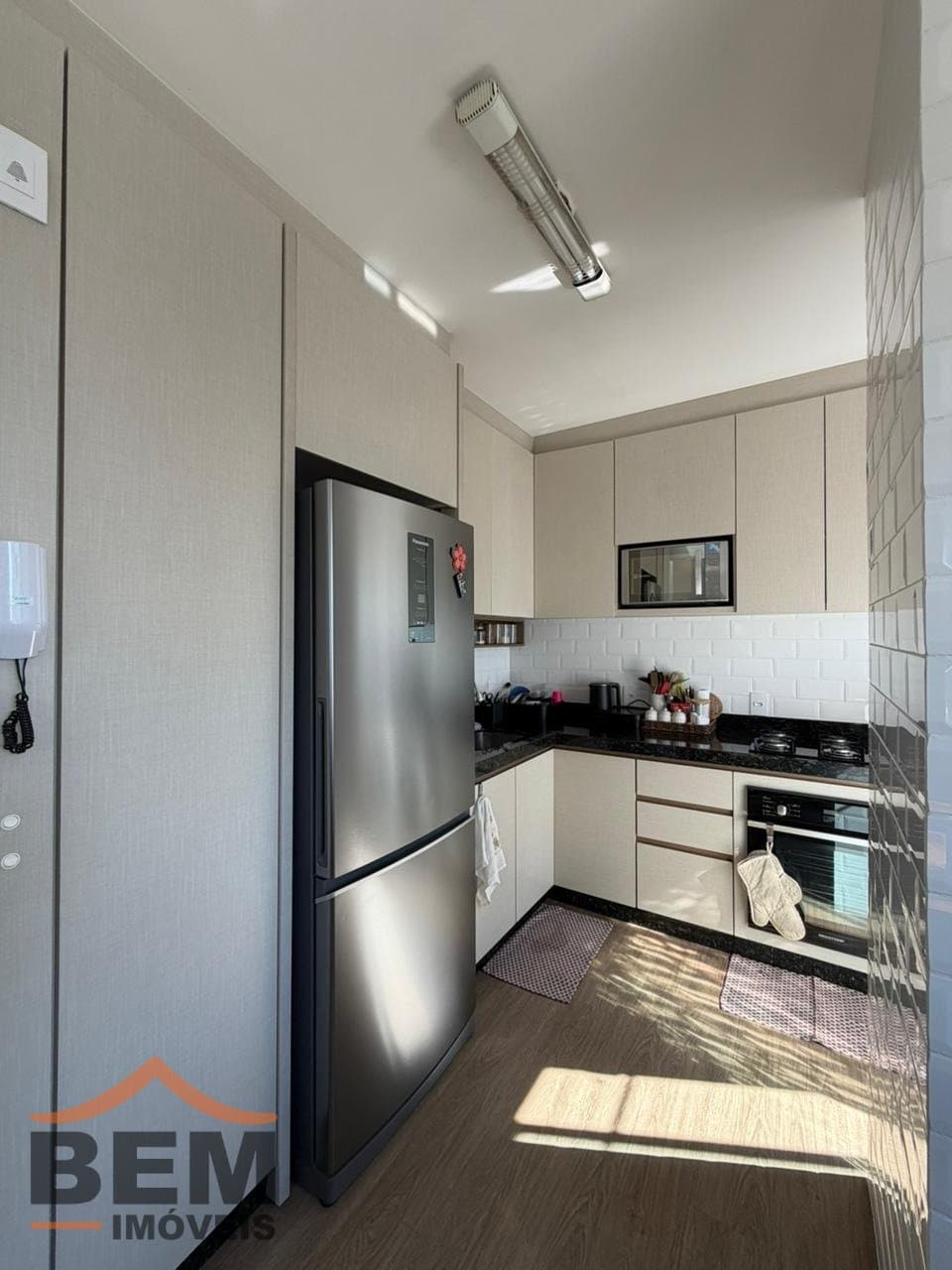 Apartamento para Venda com 3 quartos e 90m² no bairro Vila Operária, em Itajaí