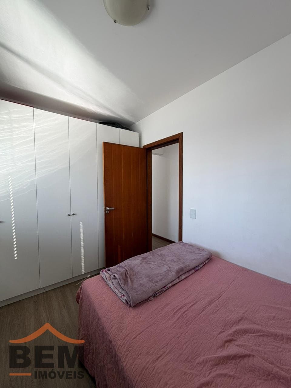 Apartamento para Venda com 3 quartos e 90m² no bairro Vila Operária, em Itajaí