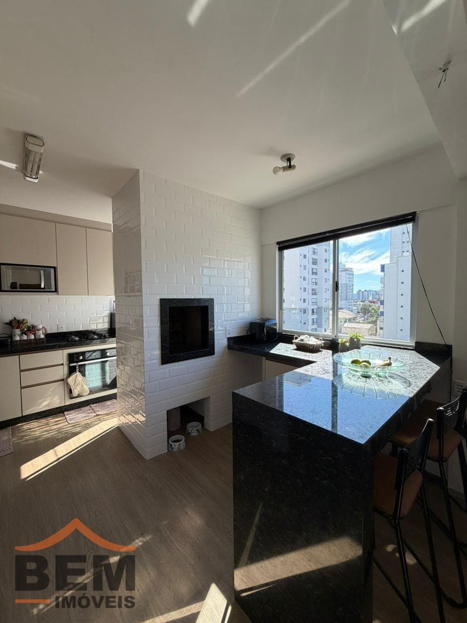Apartamento para Venda com 3 quartos e 90m² no bairro Vila Operária, em Itajaí