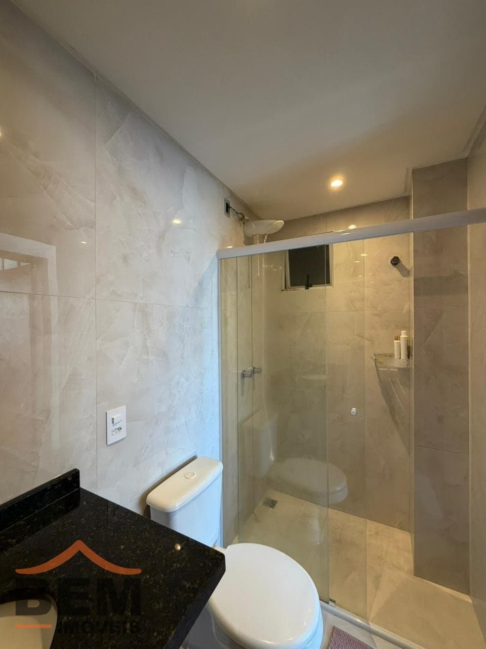 Apartamento para Venda com 3 quartos e 90m² no bairro Vila Operária, em Itajaí