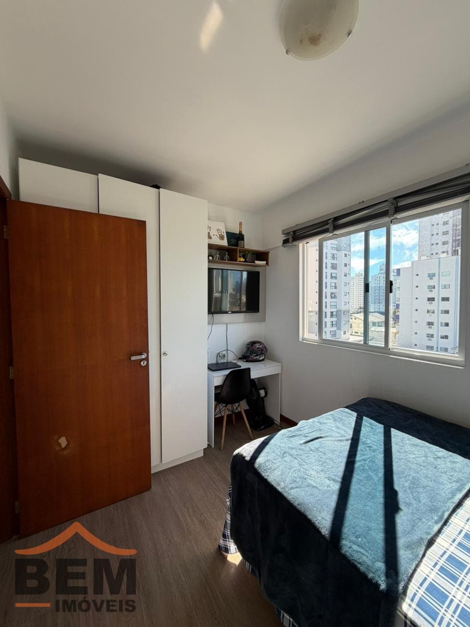 Apartamento para Venda com 3 quartos e 90m² no bairro Vila Operária, em Itajaí