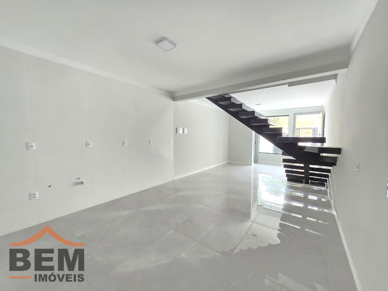 Casa para Venda com 2 quartos e 116m² no bairro Areias, em Camboriú: f2801ac9-0a1b-4011-ace5-b3d4a330f7f7