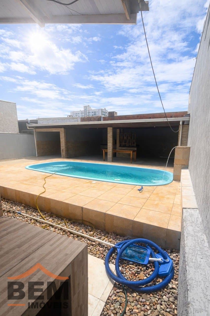 Casa para Venda com 2 quartos e 95m² no bairro Sao Vicente, em Itajaí