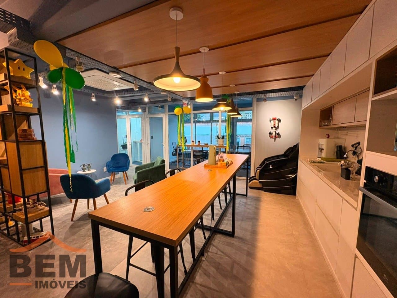 Sala Comercial para Locação com 20m² no bairro Centro, em Itajaí: 3 - COPA