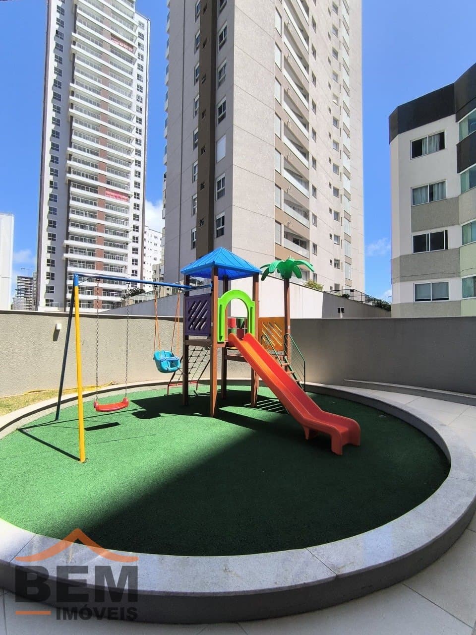 Apartamento para Venda com 3 quartos e 143m² no bairro Centro, em Itajaí