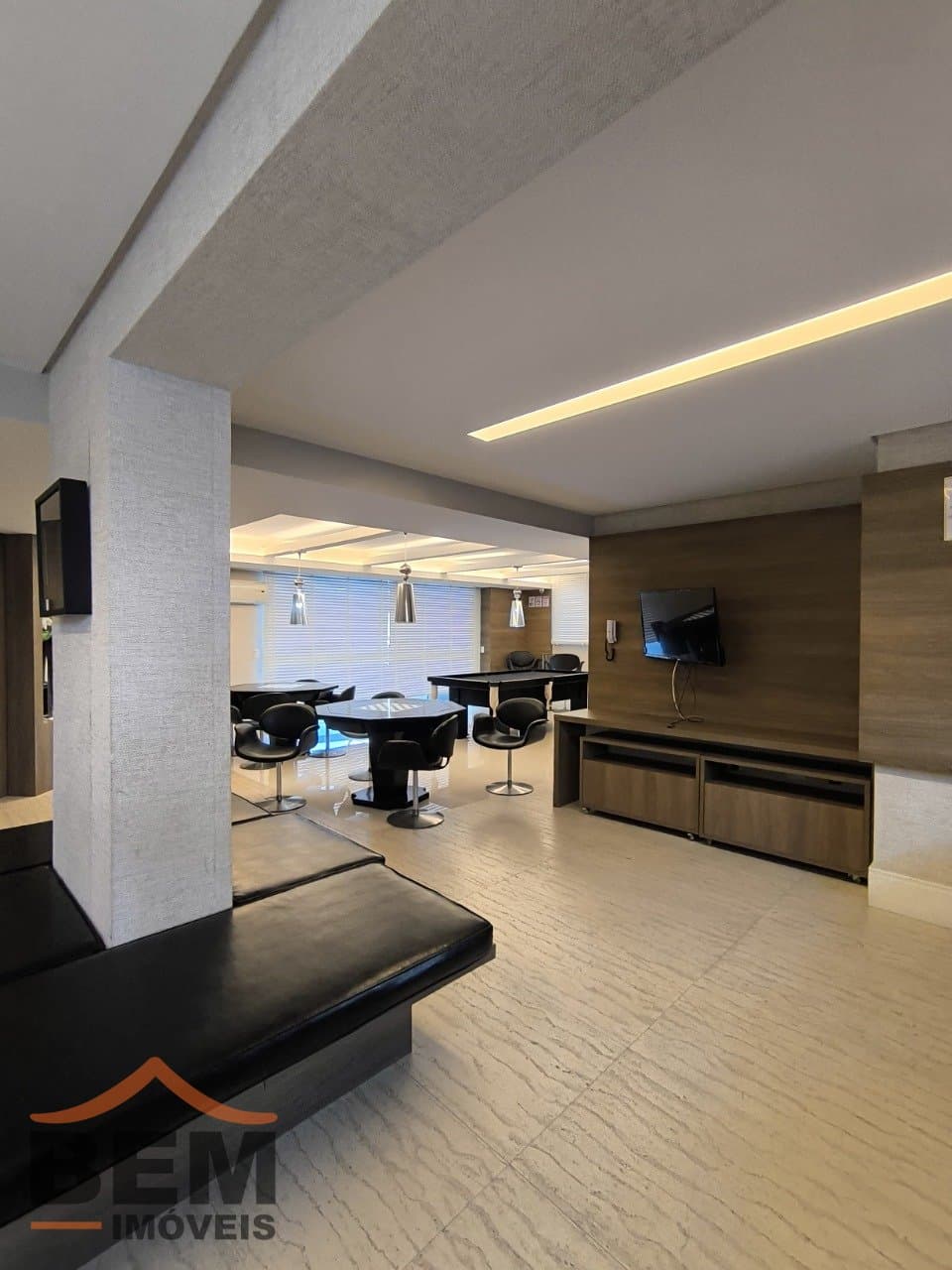 Apartamento para Venda com 3 quartos e 143m² no bairro Centro, em Itajaí