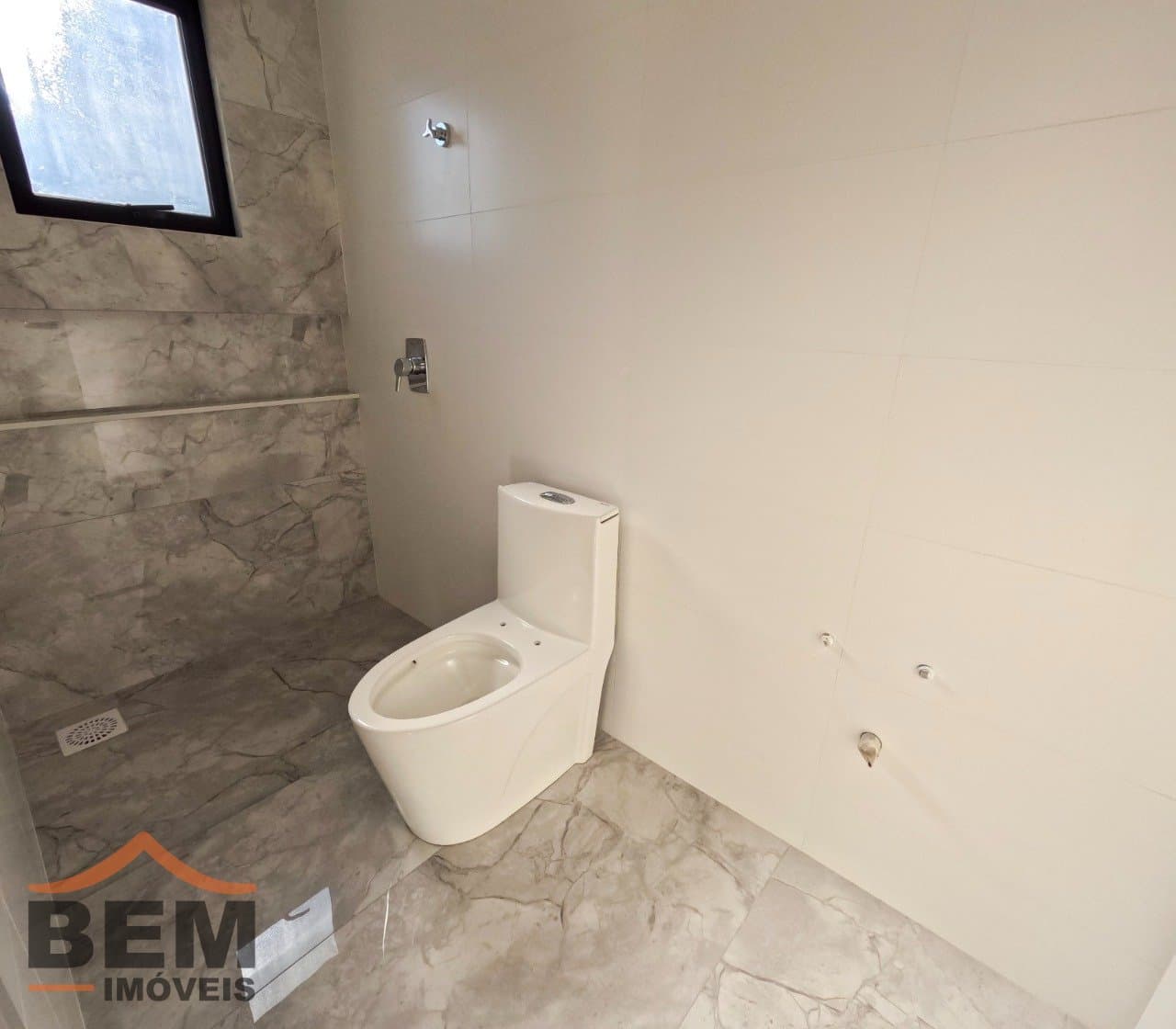 Casa para Venda com 3 quartos e 175m² no bairro Vila Operária, em Itajaí
