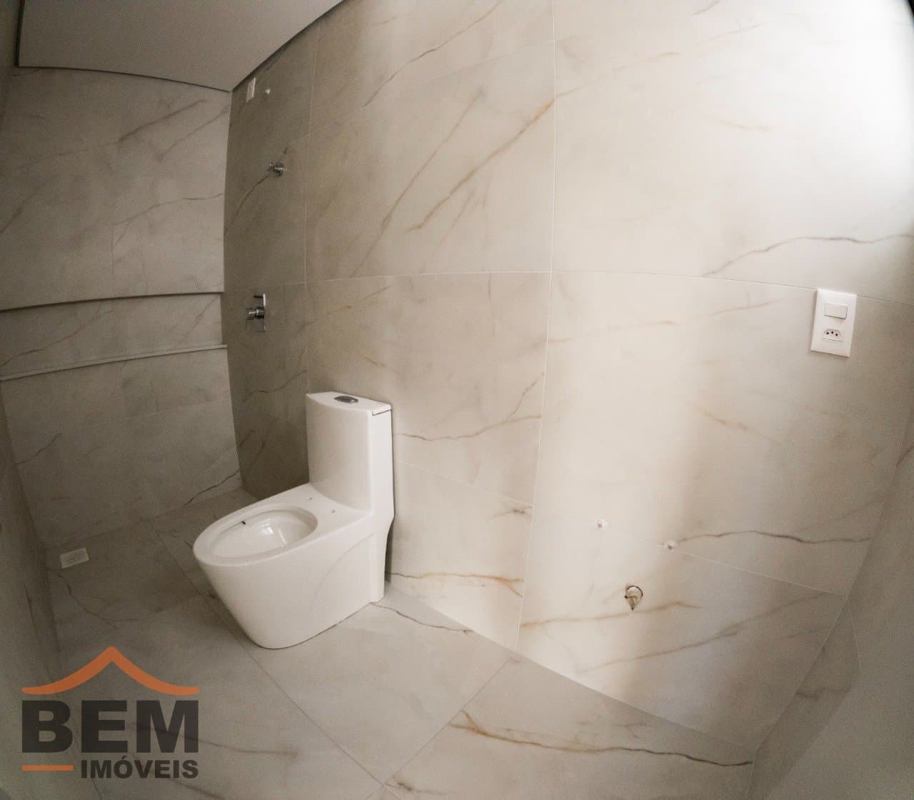 Casa para Venda com 3 quartos e 175m² no bairro Vila Operária, em Itajaí