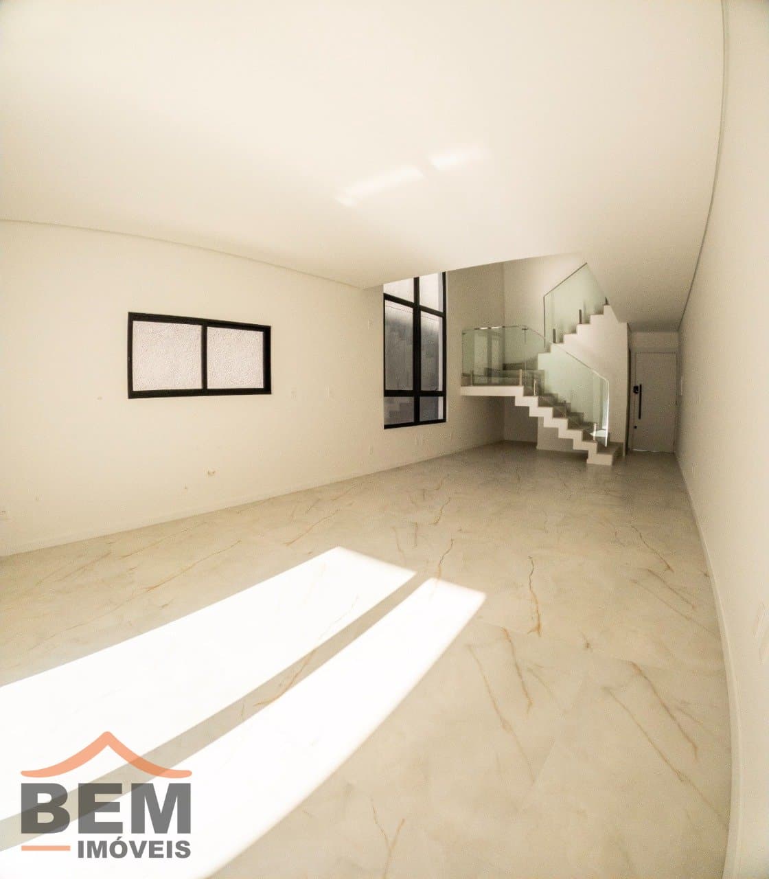 Casa para Venda com 3 quartos e 175m² no bairro Vila Operária, em Itajaí