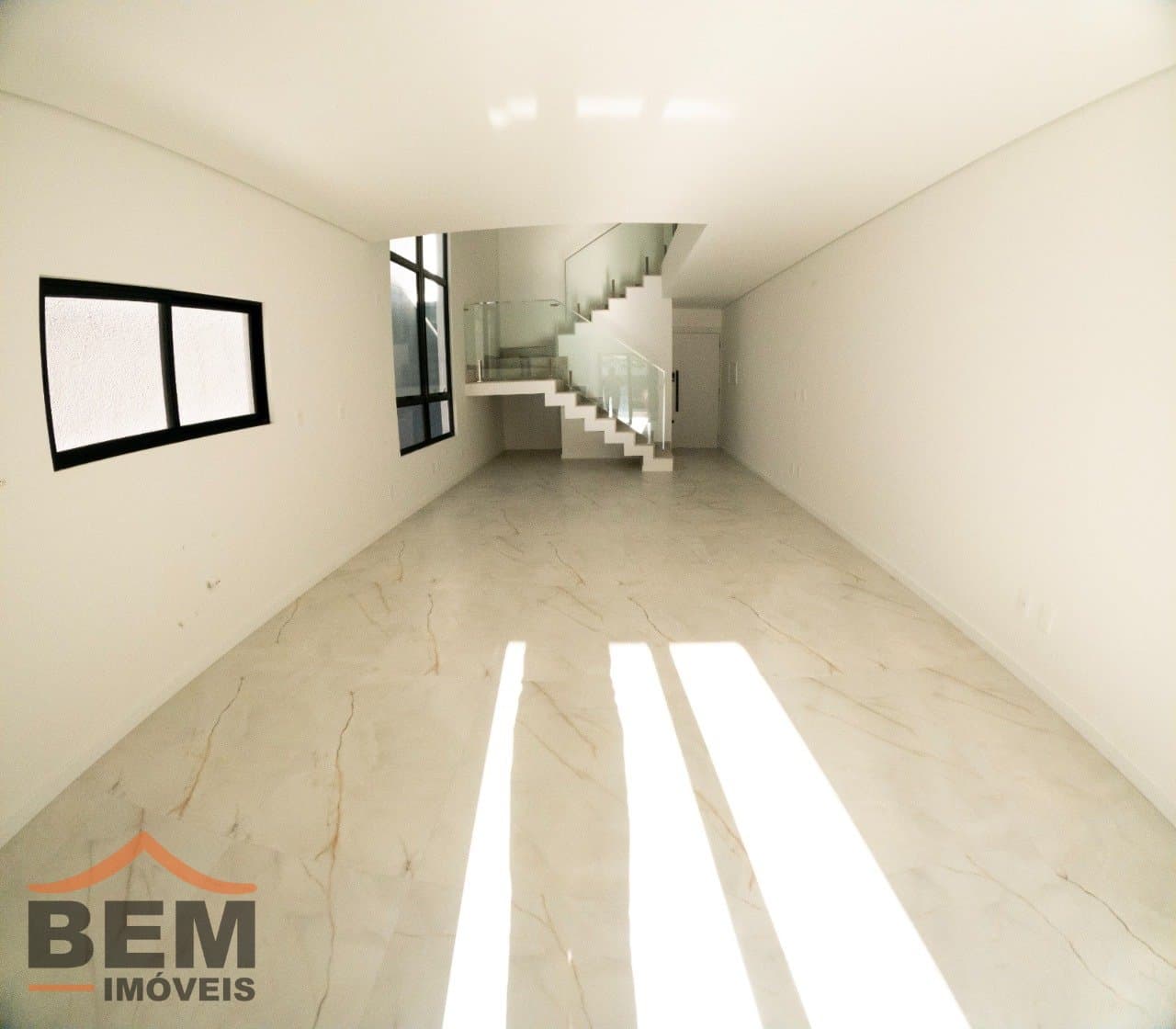 Casa para Venda com 3 quartos e 175m² no bairro Vila Operária, em Itajaí