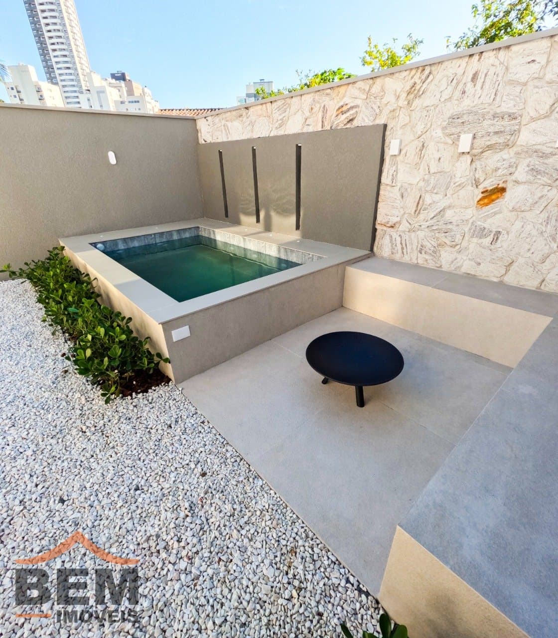Casa para Venda com 3 quartos e 175m² no bairro Vila Operária, em Itajaí