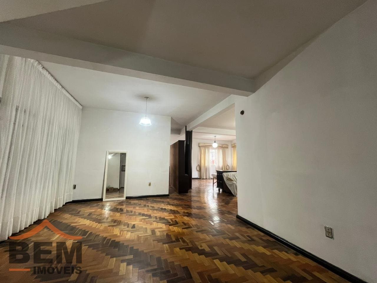 Apartamento para Locação com 4 quartos e 220m² no bairro Centro, em Itajaí: 09 - SALA DE JANTAR