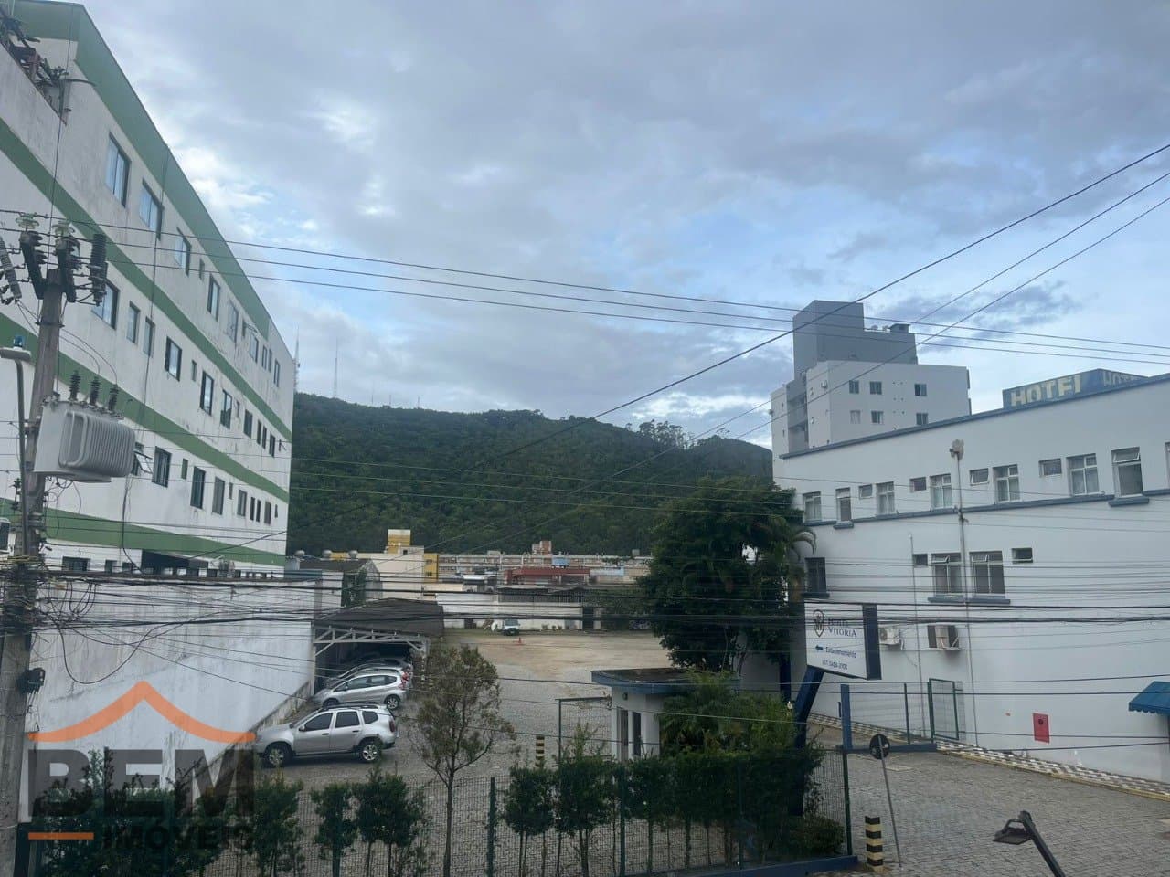 Apartamento para Locação com 4 quartos e 220m² no bairro Centro, em Itajaí: 13 - ViSTA DA SACADA