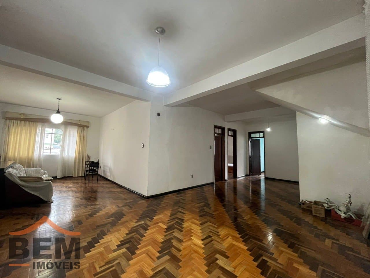 Apartamento para Locação com 4 quartos e 220m² no bairro Centro, em Itajaí: 16 - SALA DE ESTAR E JANTAR