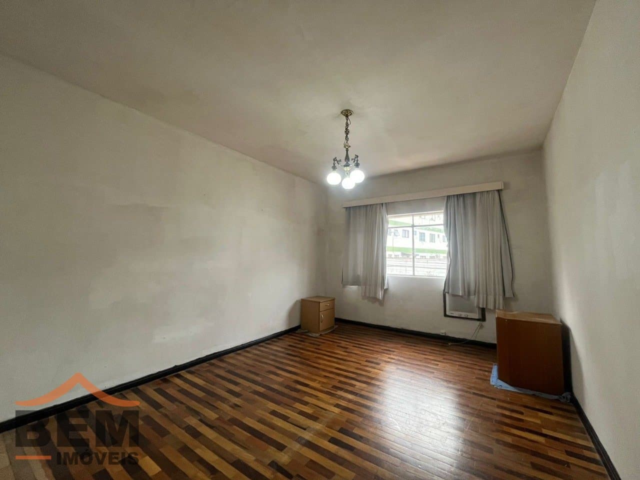 Apartamento para Locação com 4 quartos e 220m² no bairro Centro, em Itajaí: 17 - DORMITÓRIO 1