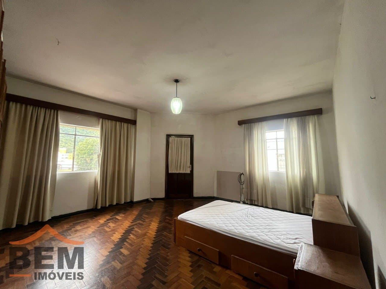 Apartamento para Locação com 4 quartos e 220m² no bairro Centro, em Itajaí: 18 - DORMITÓRIO 2