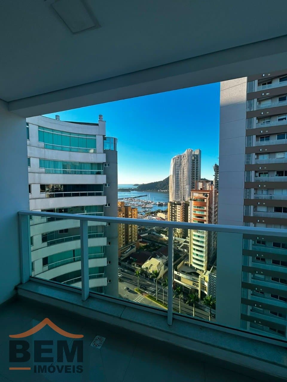 Apartamento para Venda com 2 quartos e 62m² no bairro Centro, em Itajaí