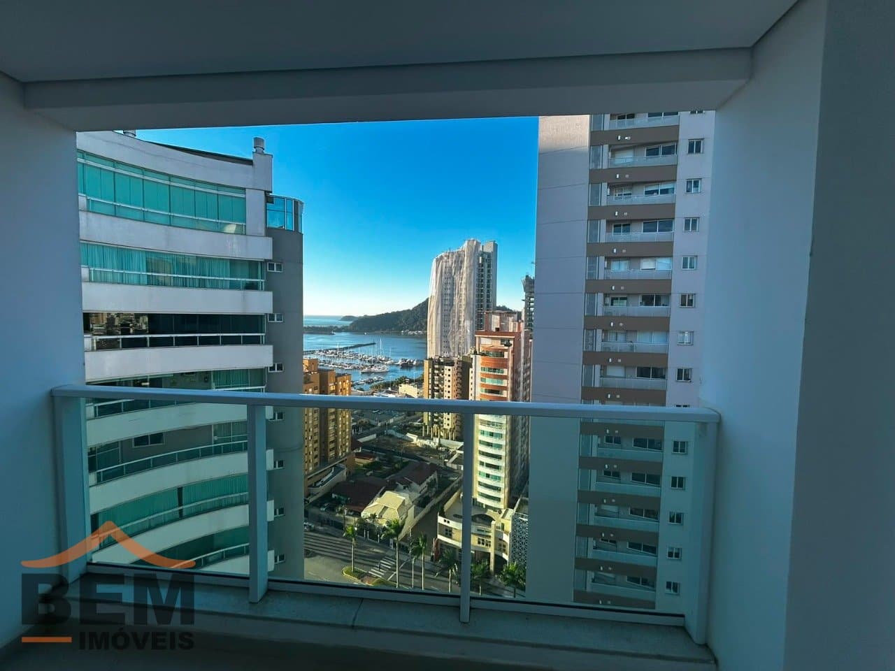 Apartamento para Venda com 2 quartos e 62m² no bairro Centro, em Itajaí