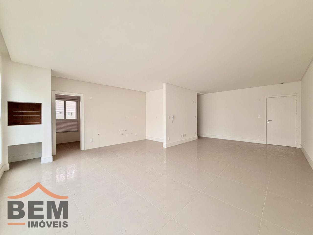 Apartamento para Venda com 3 quartos e 117m² no bairro Centro, em Balneário Camboriú