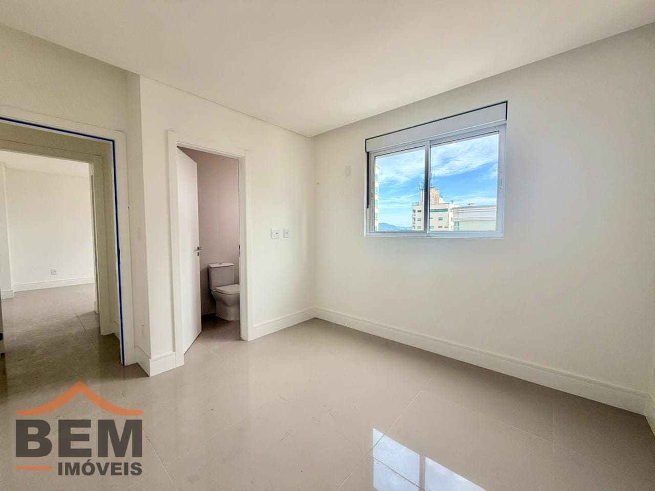 Apartamento para Venda com 3 quartos e 117m² no bairro Centro, em Balneário Camboriú