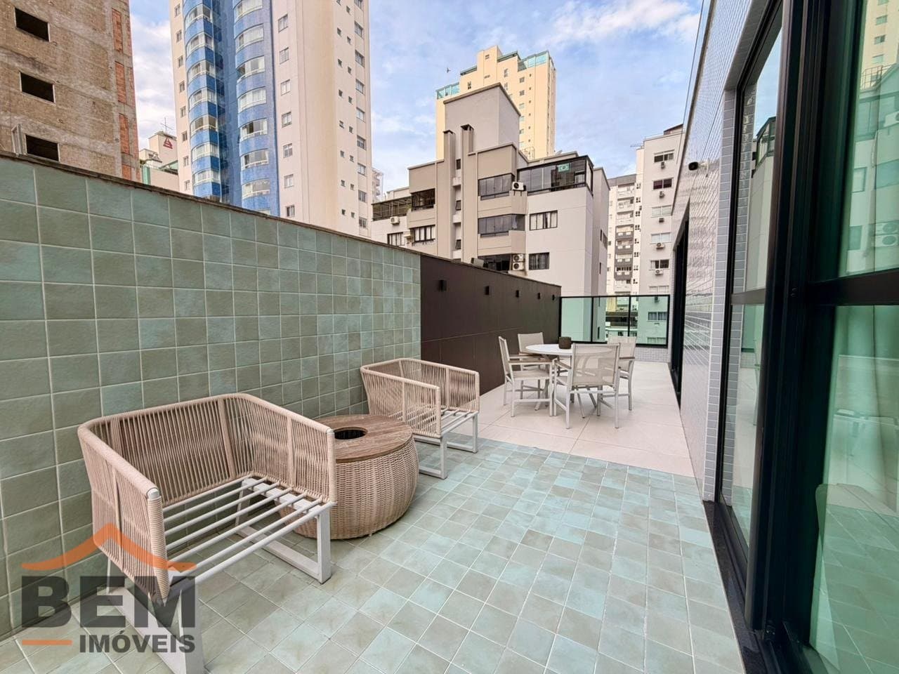 Apartamento para Venda com 3 quartos e 117m² no bairro Centro, em Balneário Camboriú