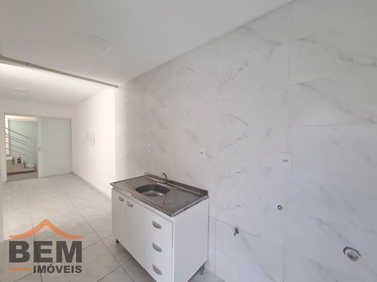 Apartamento para Locação com 2 quartos e 46m² no bairro Cidade Nova, em Itajaí: 8 - COZINHA