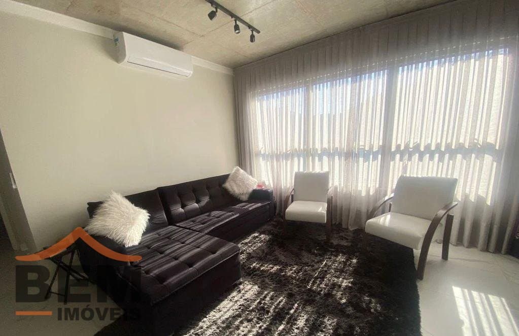 Apartamento para Locação com 2 quartos e 70m² no bairro Praia Brava, em Itajaí: 01 - SALA