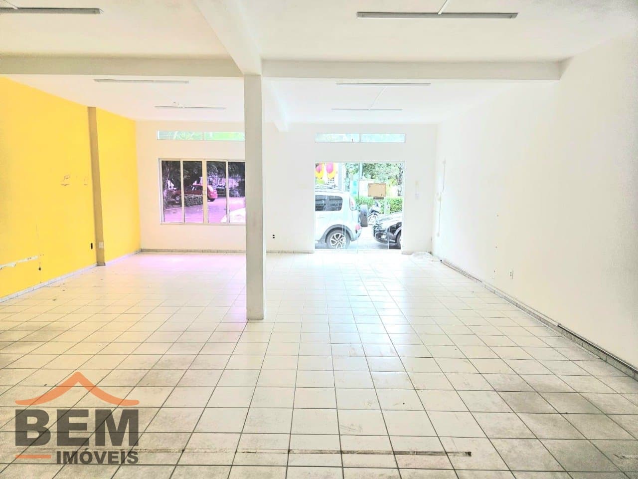 Sala Comercial para Locação com 80m² no bairro Centro, em Camboriú: 04- SALA COMERCIAL