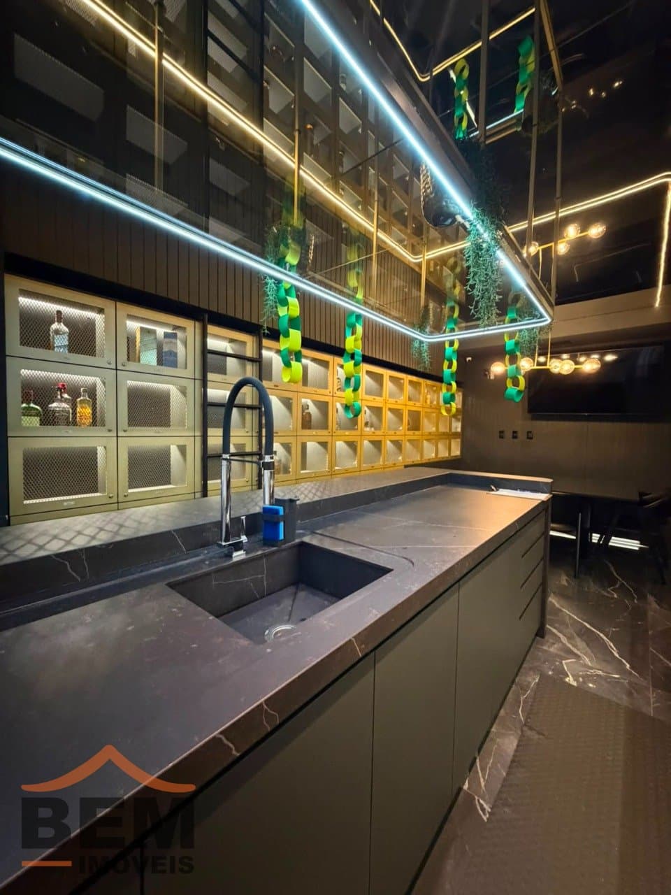 Apartamento para Venda com 3 quartos e 115m² no bairro Fazenda, em Itajaí