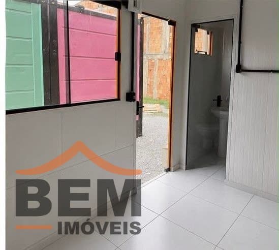 Kitnet para Locação com 1 quarto e 15m² no bairro Espinheiros, em Itajaí: 7 - INTERNO