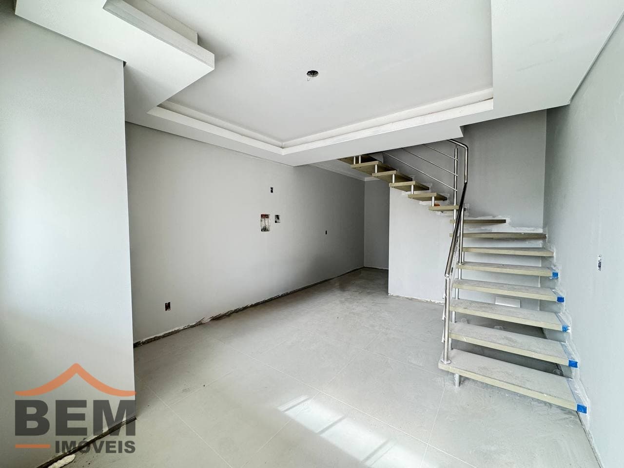 Sobrado para Venda com 78m² no bairro Rio Pequeno, em Camboriú: 3006323b-b89e-4839-bdb7-41ca35bb37c9