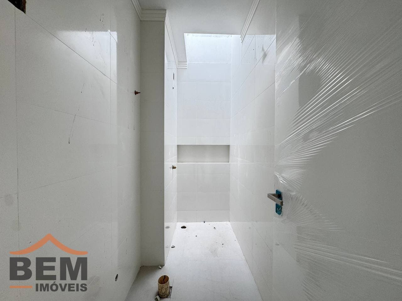 Sobrado para Venda com 78m² no bairro Rio Pequeno, em Camboriú: f50901d2-7b8b-4124-aa0b-acdef5817ed7