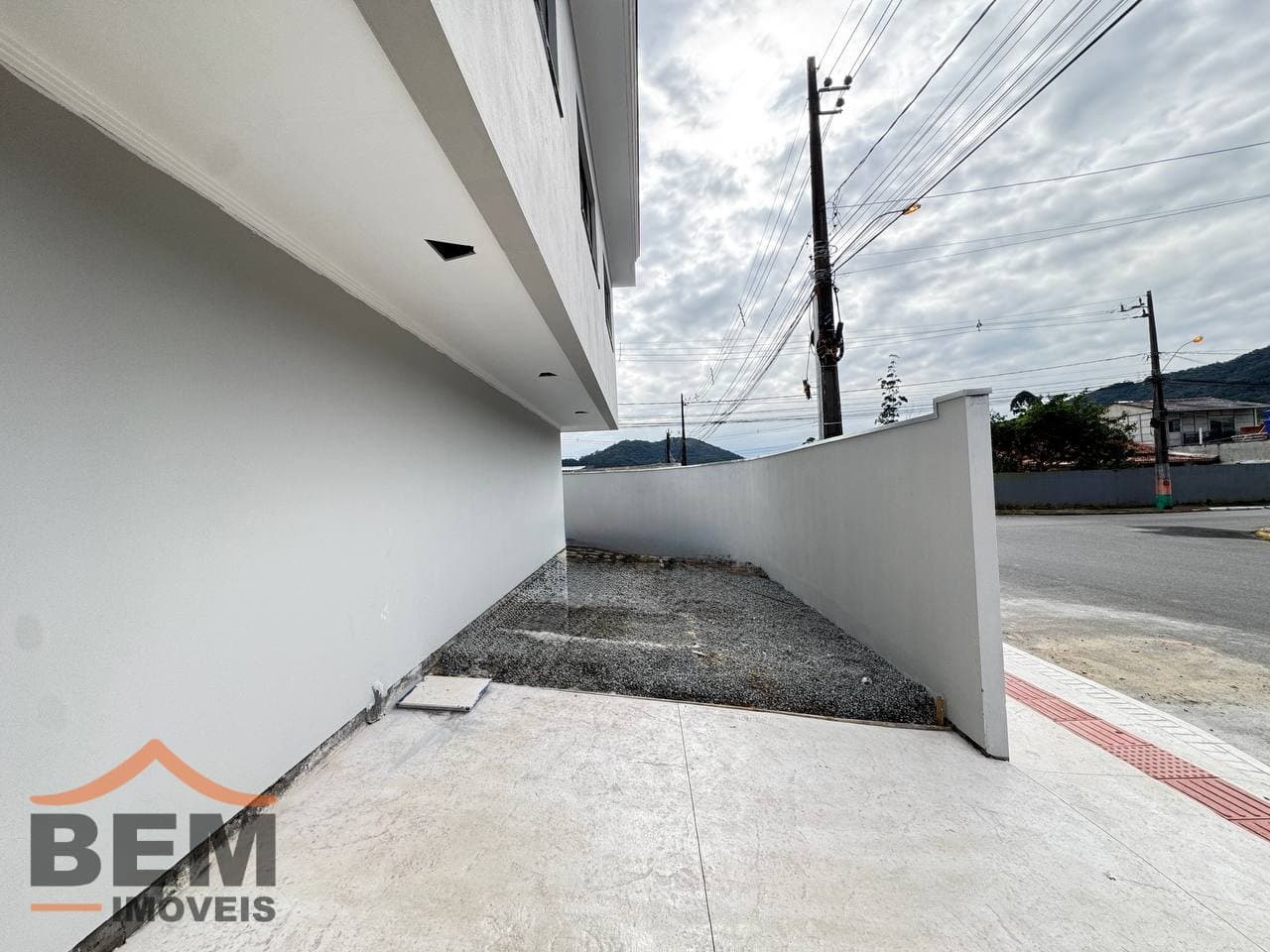 Sobrado para Venda com 3 quartos e 94m² no bairro Rio Pequeno, em Camboriú