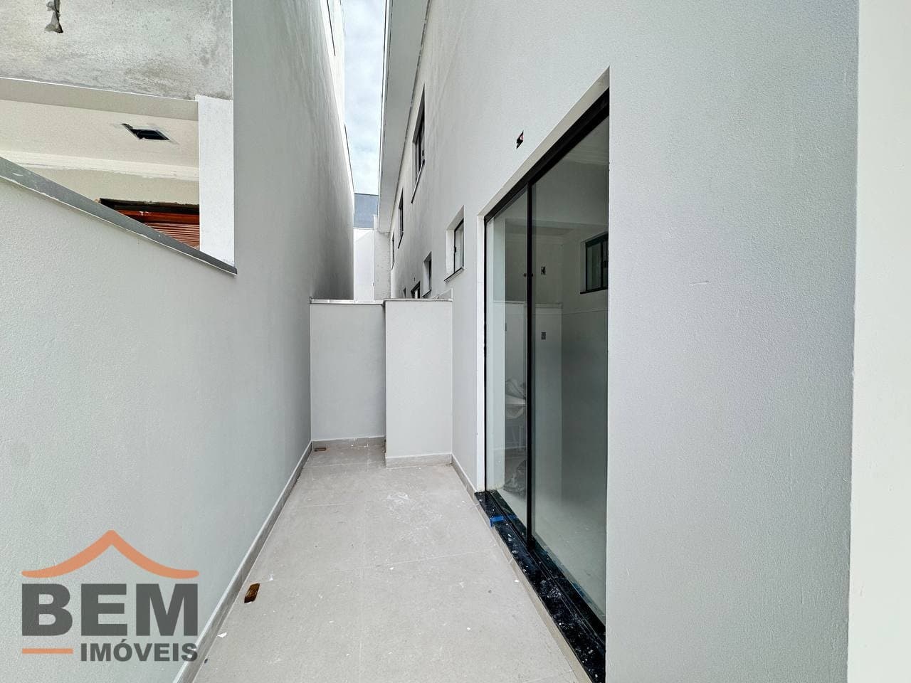 Sobrado para Venda com 3 quartos e 94m² no bairro Rio Pequeno, em Camboriú