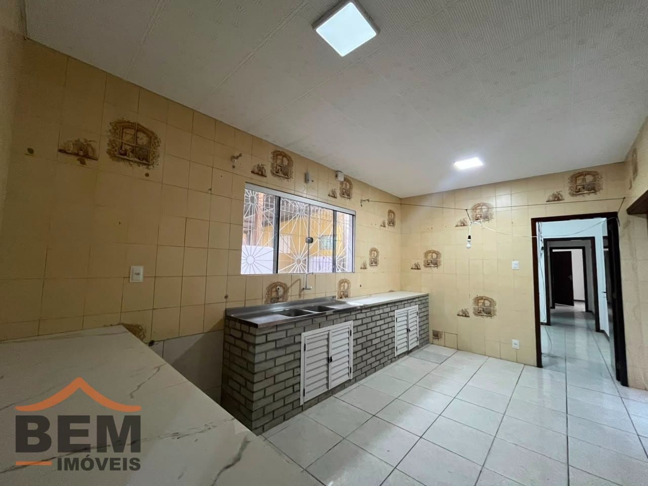 Casa comercial para Locação com 250m² no bairro Centro, em Itajaí