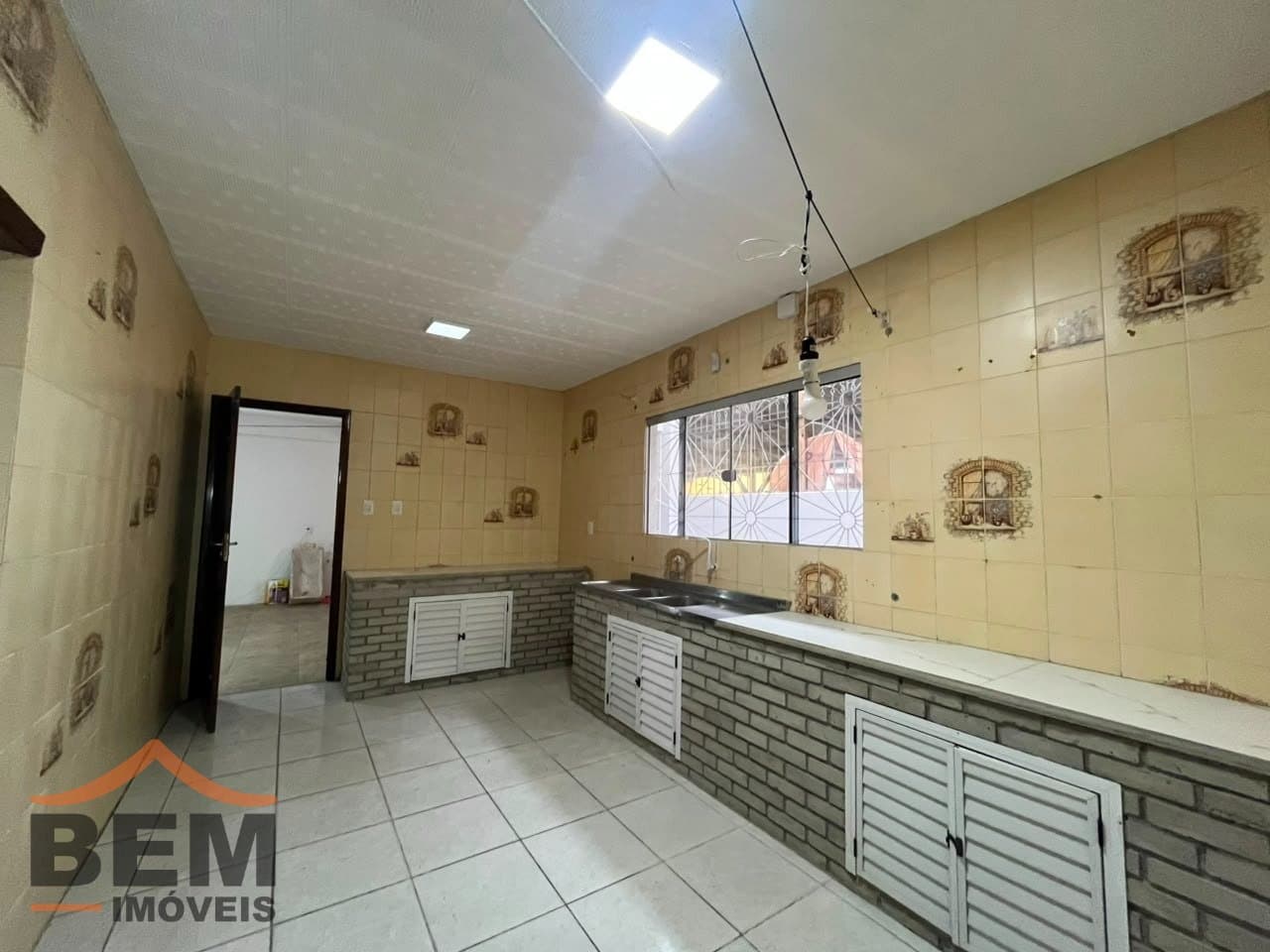 Casa comercial para Locação com 250m² no bairro Centro, em Itajaí