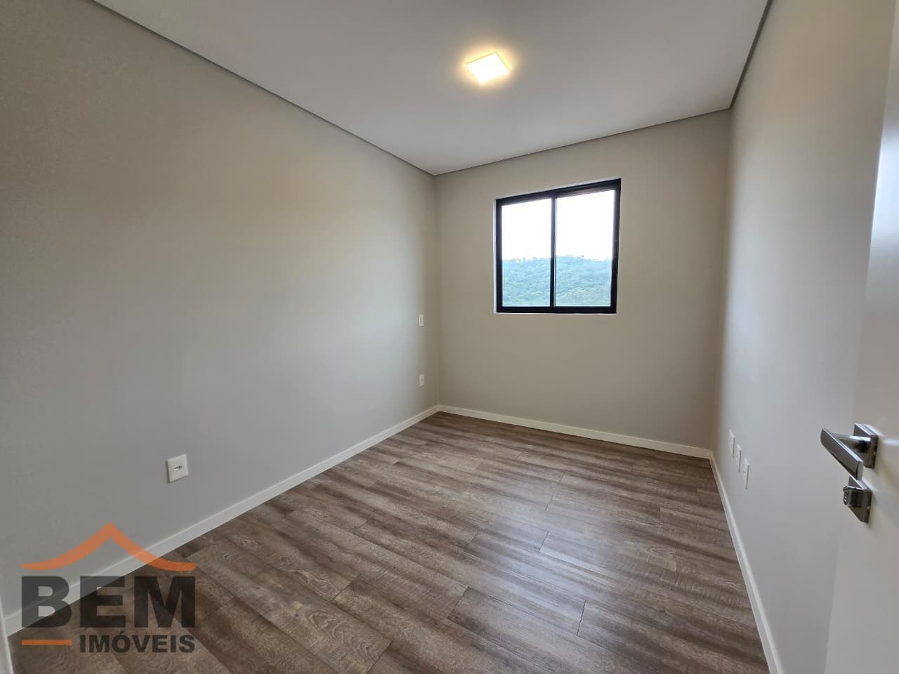 Apartamento para Locação com 2 quartos e 78m² no bairro Fazenda, em Itajaí