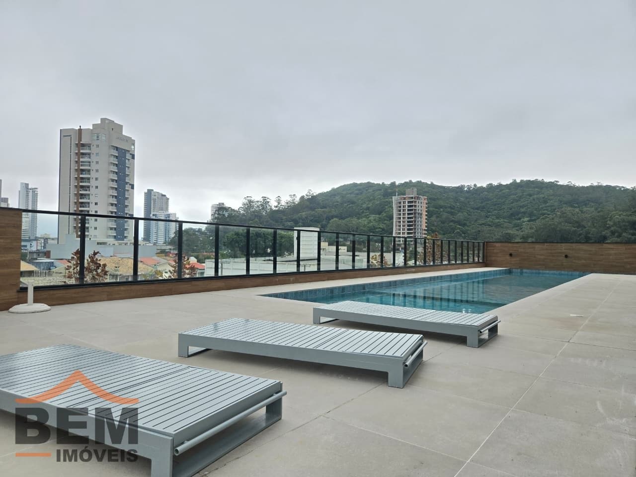 Apartamento para Locação com 2 quartos e 78m² no bairro Fazenda, em Itajaí