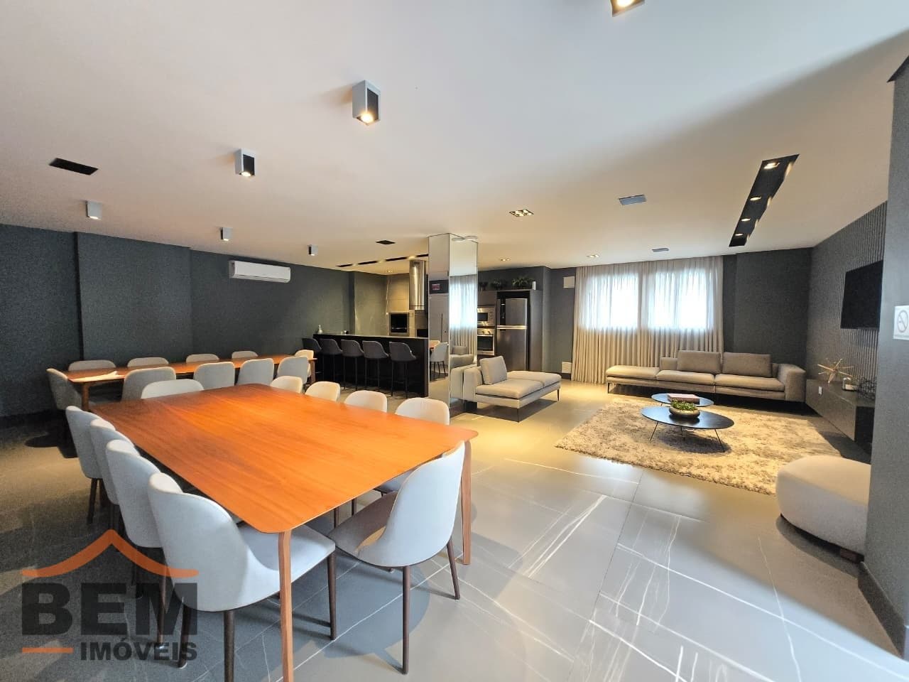 Apartamento para Locação com 2 quartos e 78m² no bairro Fazenda, em Itajaí