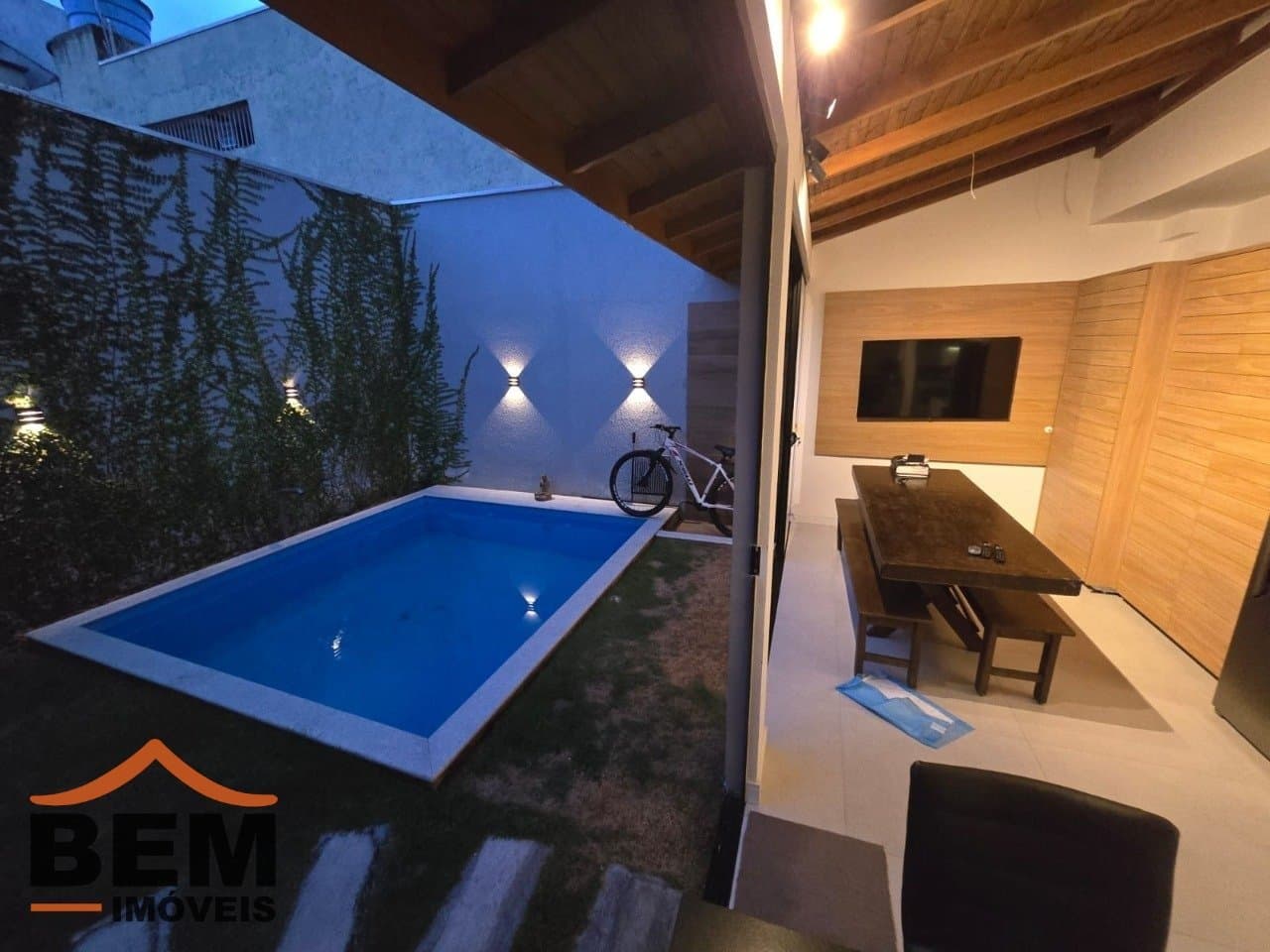 Casa para Venda com 3 quartos e 180m² no bairro Lídia Duarte, em Camboriú