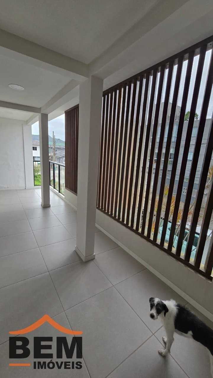 Casa para Venda com 3 quartos e 180m² no bairro Lídia Duarte, em Camboriú
