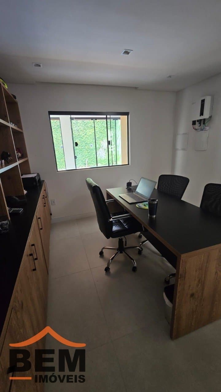 Casa para Venda com 3 quartos e 180m² no bairro Lídia Duarte, em Camboriú